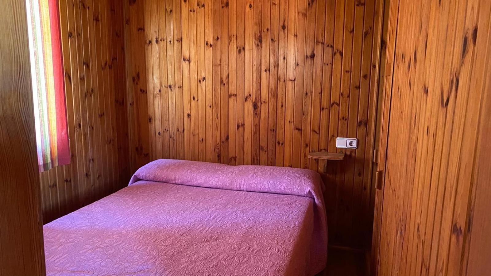 Camping De Cervera De Buitrago エクステリア 写真