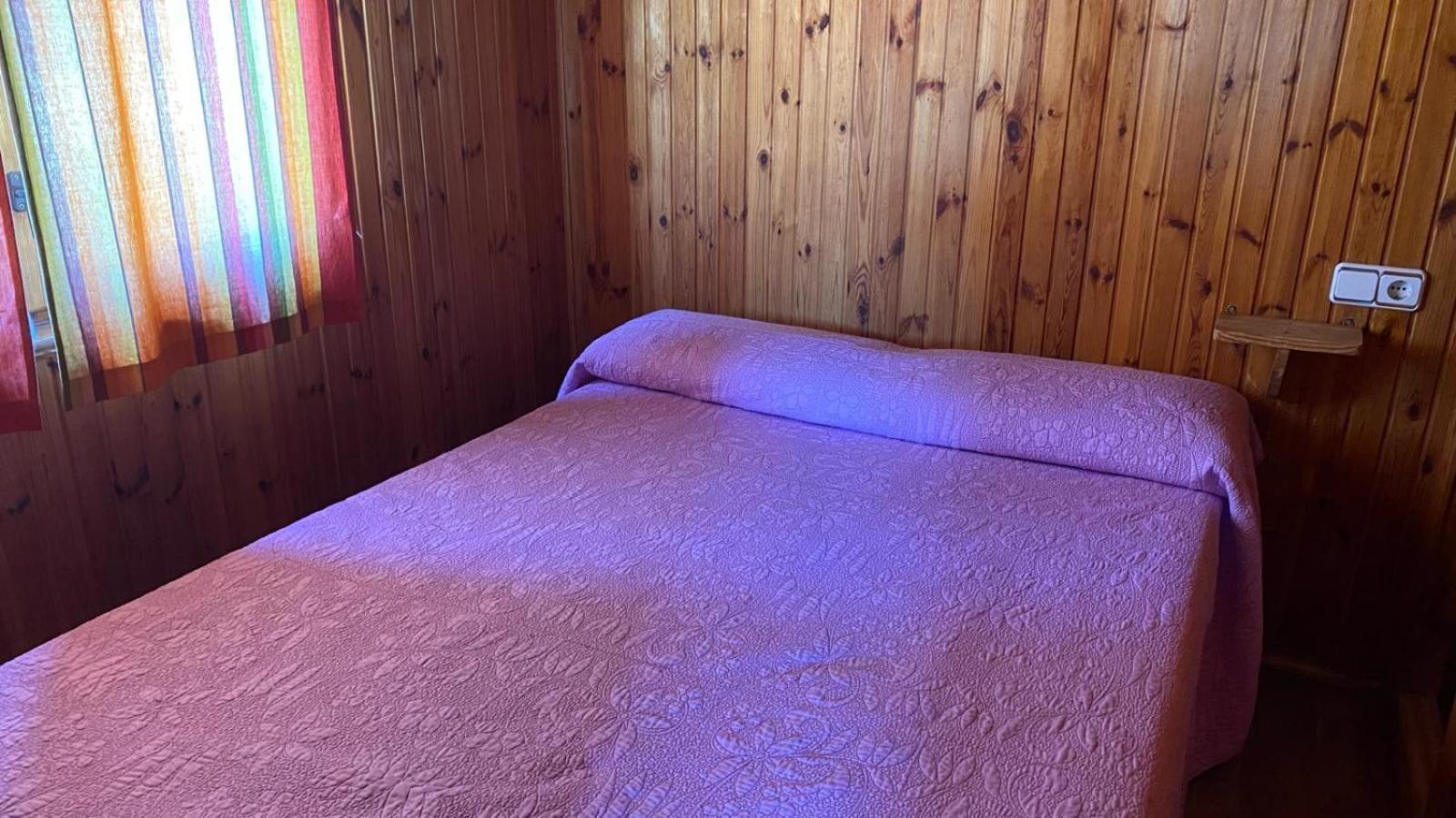 Camping De Cervera De Buitrago エクステリア 写真