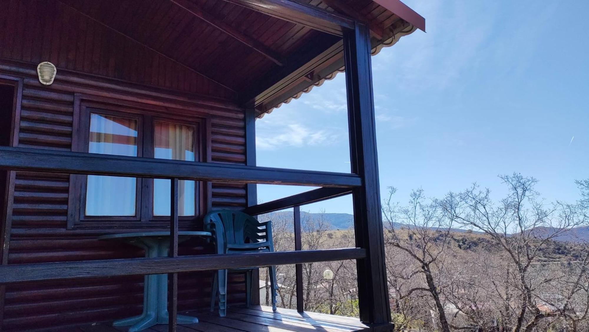 Camping De Cervera De Buitrago エクステリア 写真
