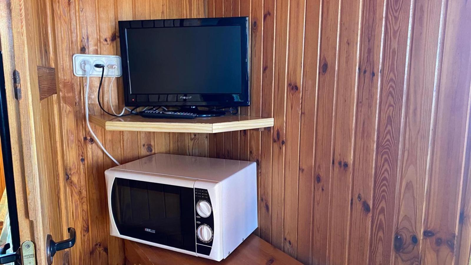 Camping De Cervera De Buitrago エクステリア 写真