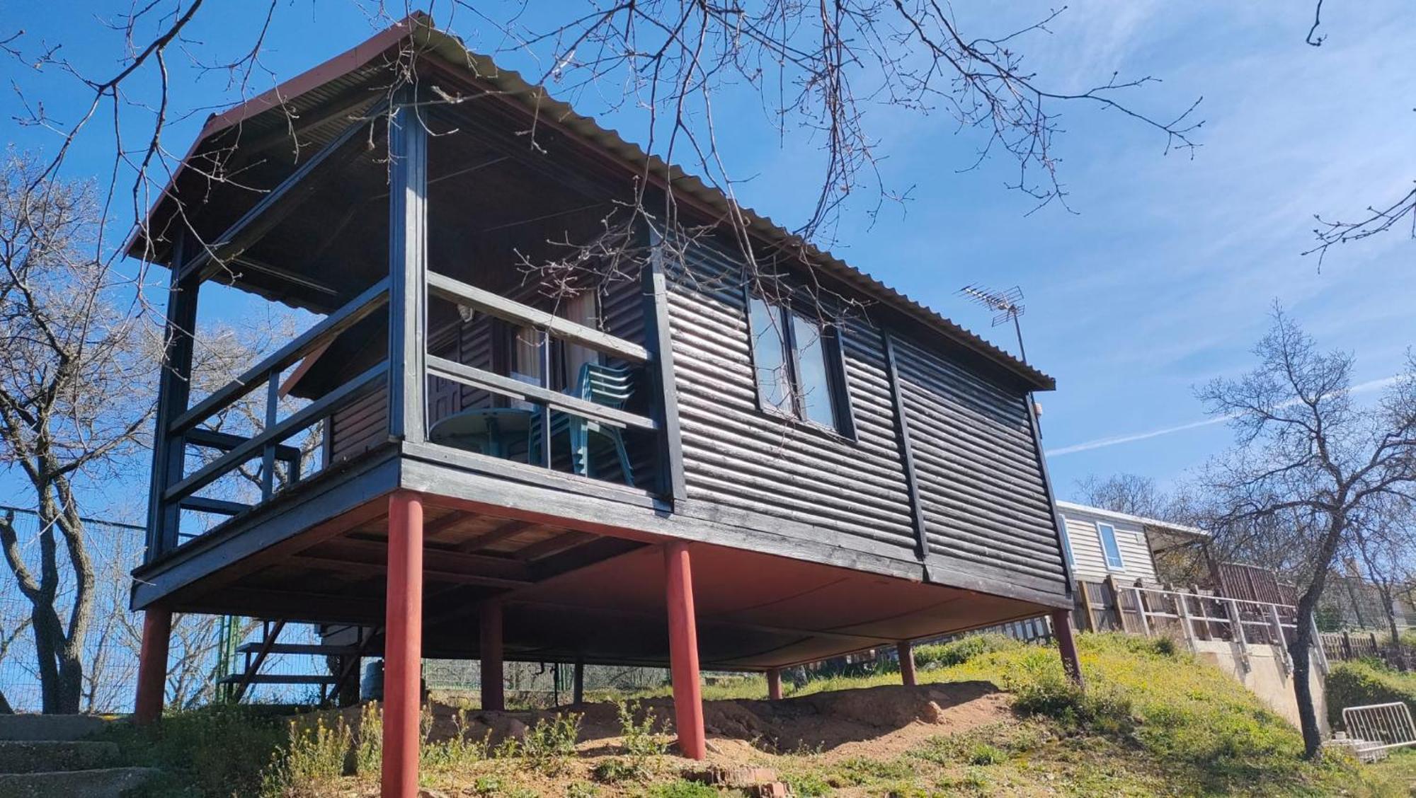 Camping De Cervera De Buitrago エクステリア 写真