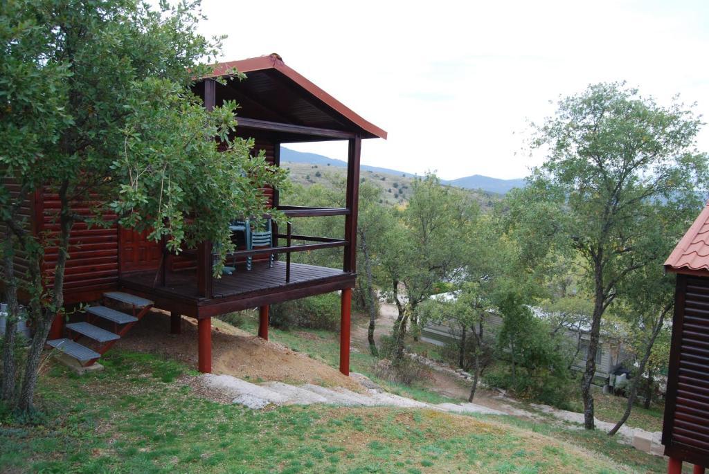Camping De Cervera De Buitrago エクステリア 写真